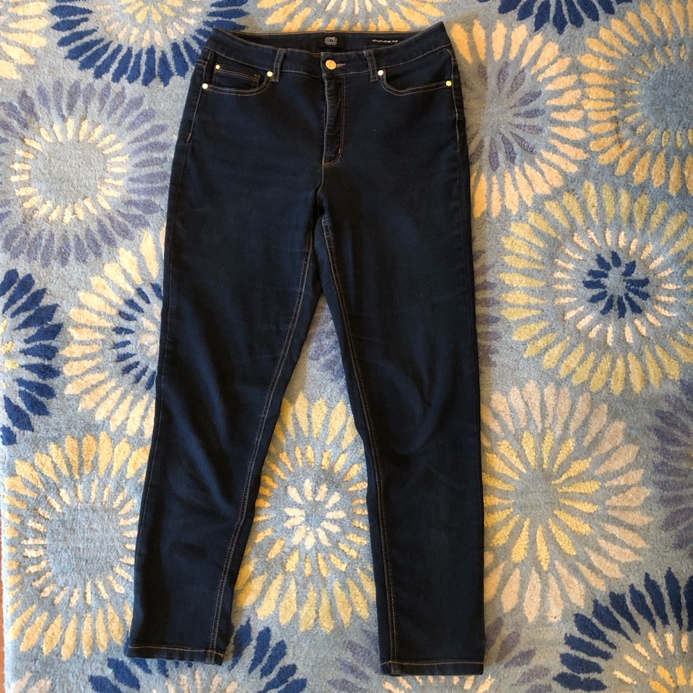 Jones New York Women's Dark Blue Skinny Jeans